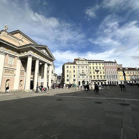 Central Mazzini Suits Triest Exterior foto